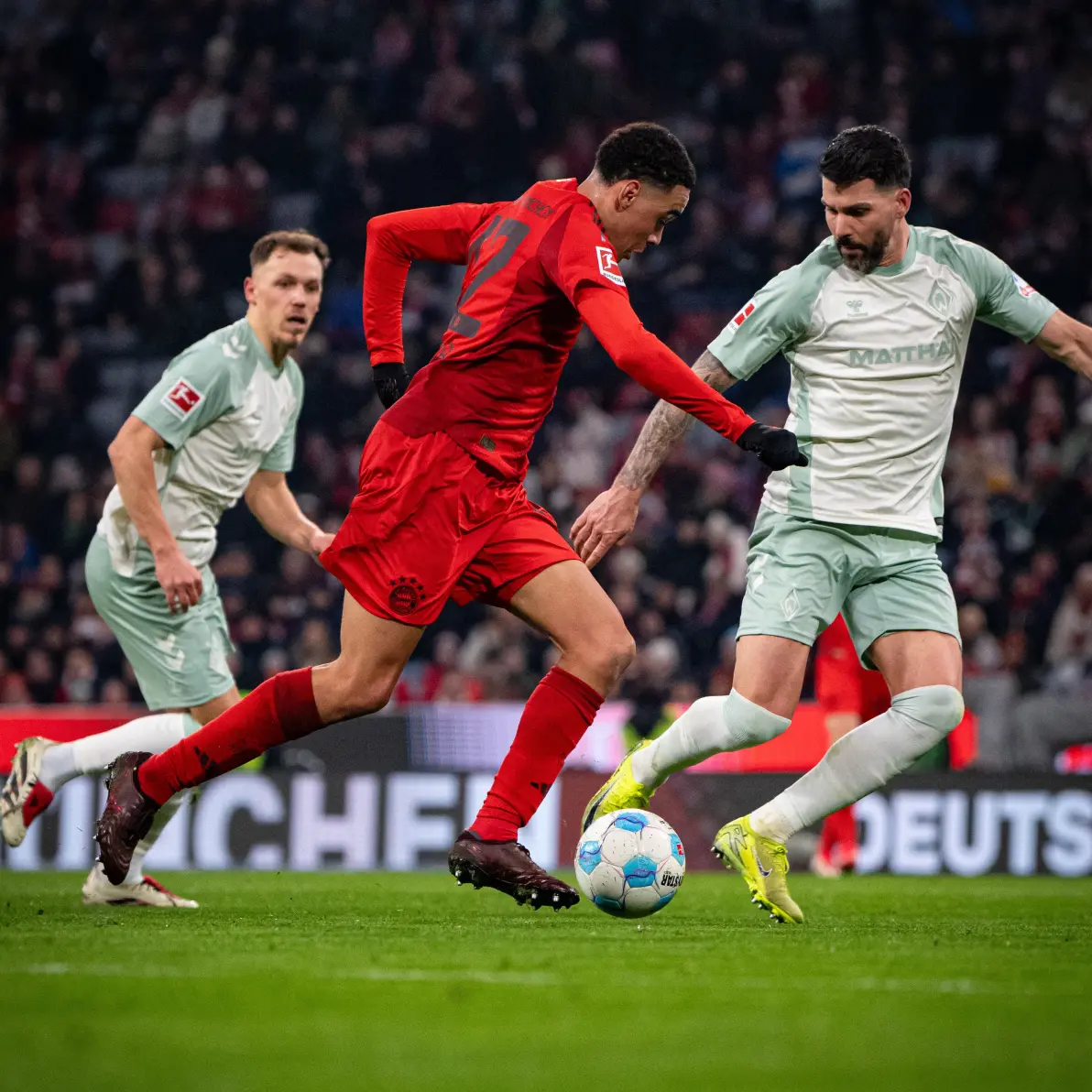 马竞战平拜仁，德布劳内梅开二度法甲的简单介绍