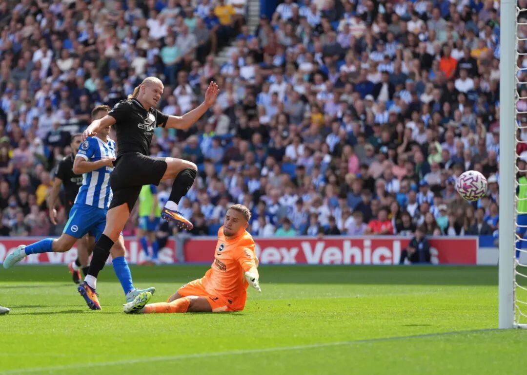 华体会-曼城绝杀AC米兰，托马斯穆勒梅开二度欧联杯